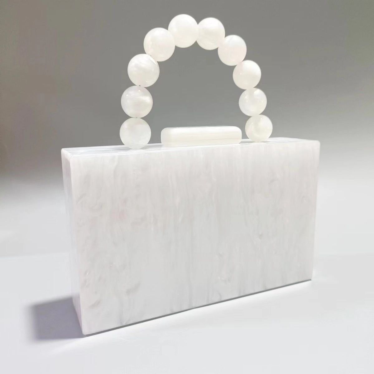 Women's Elegant Pearlescent Acrylic Beaded Wrist Hand-held Evening Bags